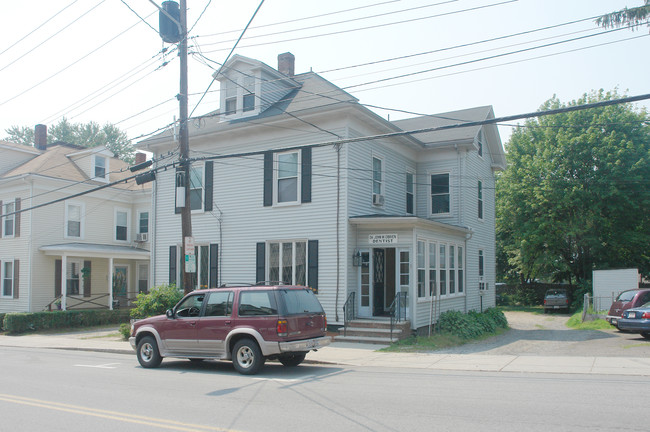 7 Hammatt St in Ipswich, MA - Foto de edificio - Building Photo