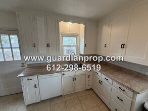 651 Syndicate St S in St. Paul, MN - Building Photo - Building Photo