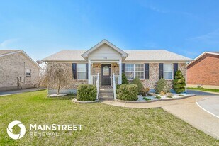 386 Beech Cliff Cir in Shepherdsville, KY - Building Photo