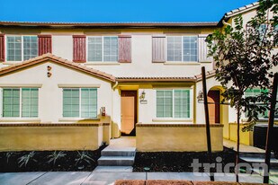 24681 Saber Ct in Wildomar, CA - Building Photo