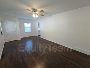 120 Circle Dr in Fairborn, OH - Building Photo - Building Photo