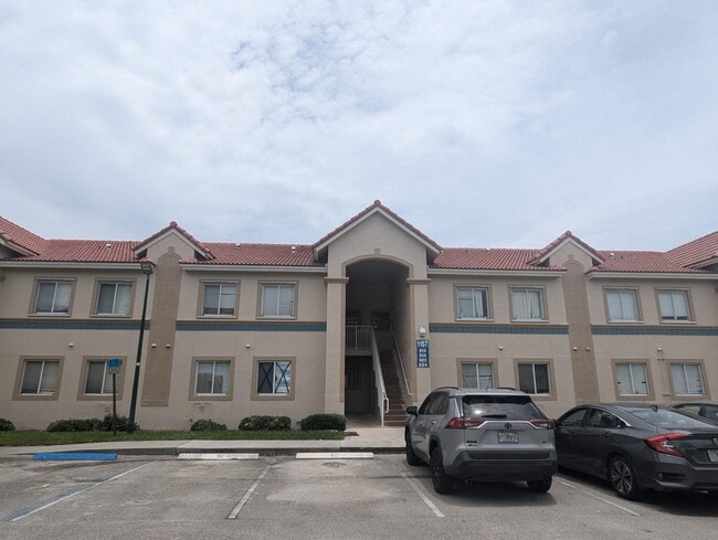 property at 1157 Golden Lakes Blvd