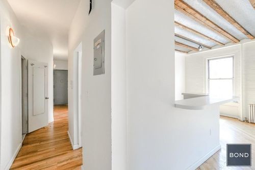 301 W 17th St-Unit -5DD in New York, NY - Building Photo - Building Photo
