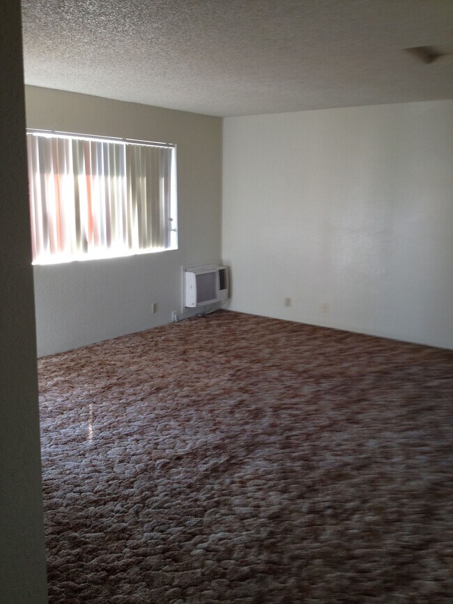 335 Lake Blvd Apartments and Nearby Redding Apartments For Rent Redding, CA