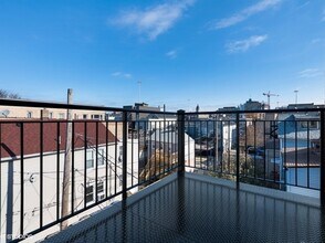 1244 W Huron St in Chicago, IL - Building Photo - Building Photo