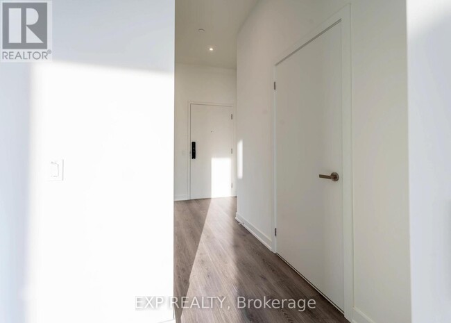 28 Ann St in Mississauga, ON - Building Photo - Building Photo