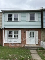 2538 Sedgewick Pl in Dumfries, VA - Building Photo