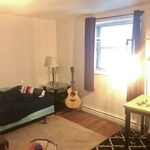 70 Jamaicaway, Unit 8 in Boston, MA - Building Photo - Building Photo