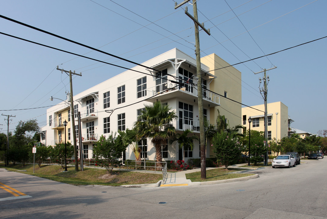 Artspace Sailboat Bend Lofts in Fort Lauderdale, FL - Building Photo