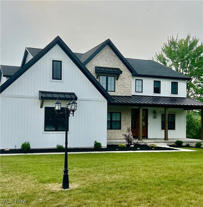 17440 Sawgrass Cir in North Royalton, OH - Building Photo - Building Photo