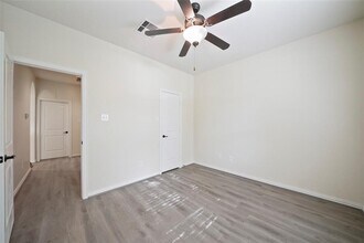 126 Springshed Pl in Montgomery, TX - Building Photo - Building Photo