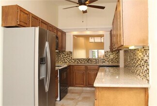 6722 Canary Palm Cir in Boca Raton, FL - Building Photo - Building Photo