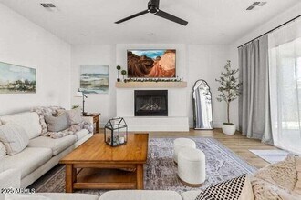 20684 E Natalie Way in Queen Creek, AZ - Building Photo - Building Photo