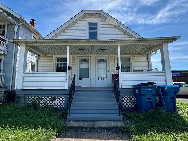 property at 1129 W Erie Ave