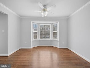 3827 Gawayne Terrace in Silver Spring, MD - Foto de edificio - Building Photo