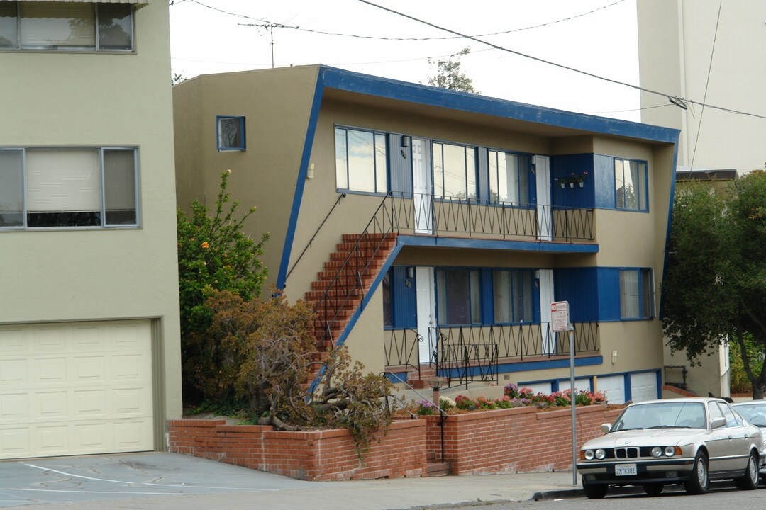 278 Lenox Ave in Oakland, CA - Building Photo