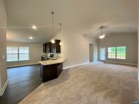 9103 Eagle Trce Dr SE in Owens Cross Roads, AL - Building Photo - Building Photo