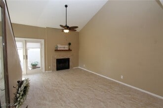 2748 Lodestone Dr in Las Vegas, NV - Foto de edificio - Building Photo