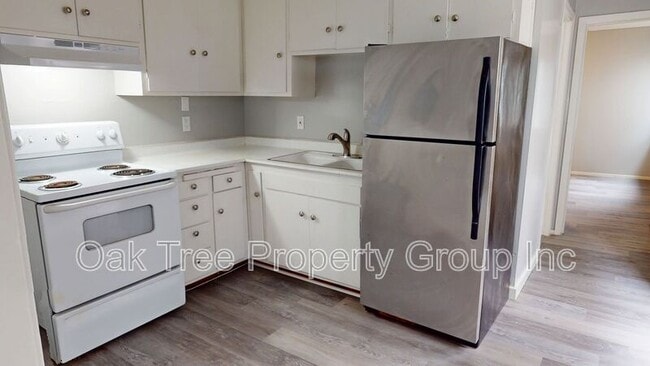 1648 Russell St in Berkeley, CA - Building Photo - Building Photo