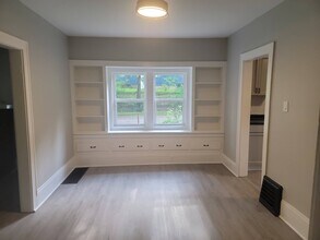 921 Baird St in Akron, OH - Building Photo - Building Photo