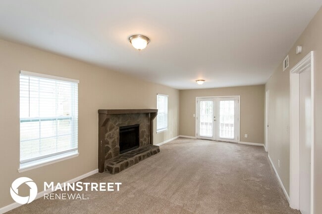 606 Wilson Mill Rd SW in Atlanta, GA - Foto de edificio - Building Photo