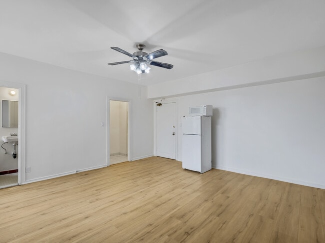 property at 841 Serrano Ave