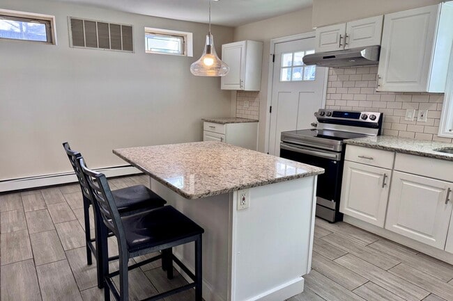 property at 11 N Dean St