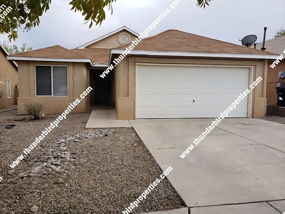 5916 Night Rose Ave NW in Albuquerque, NM - Building Photo