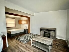 2301 Brockman St, Unit 2301