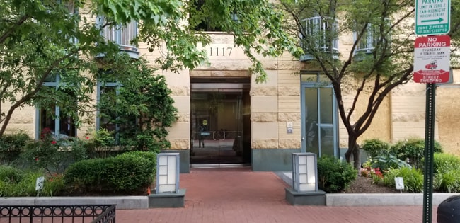 property at 1117 10th St NW