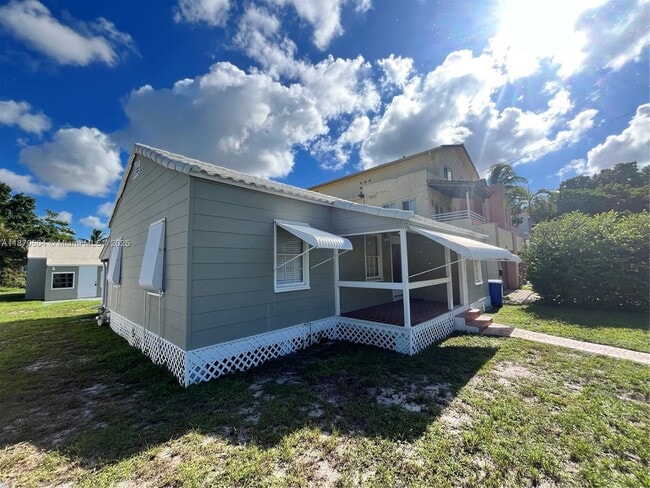 property at 500 SW 10th St
