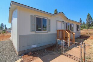 6167 Alamo Way in Paradise, CA - Building Photo