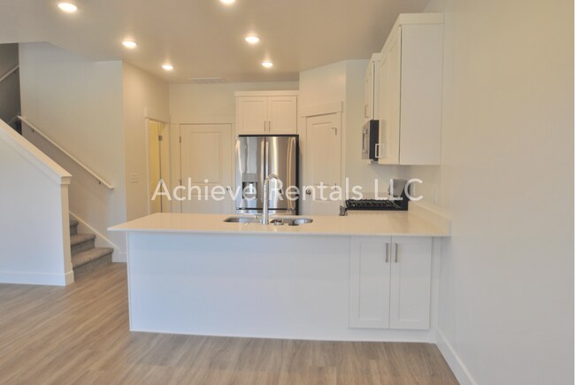 208 W 3175 S in Nibley, UT - Building Photo - Building Photo