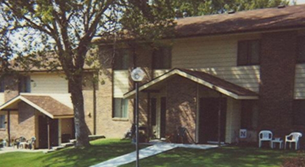 Woodwinds Apartments in Norfolk, NE - Building Photo