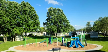 17018 Coventry Ln in Holly, MI - Building Photo - Building Photo