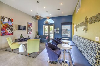 Madison East FKA Olive Grove in Las Vegas, NV - Building Photo - Building Photo