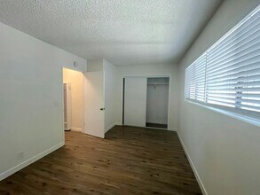 1123 Ohio Ave in Long Beach, CA - Foto de edificio - Building Photo