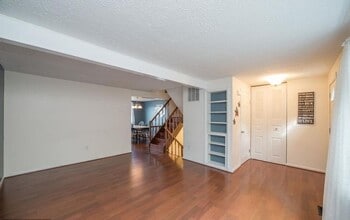 1746 Springfield Ln in Frederick, MD - Building Photo - Building Photo