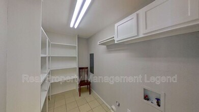 717 E Martin Ln in Sherman, TX - Building Photo - Building Photo