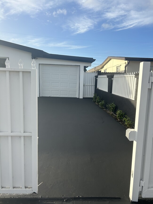 property at 1082 W 71st St