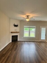 205 Buckeye Ct N in Jacksonville, NC - Building Photo - Building Photo