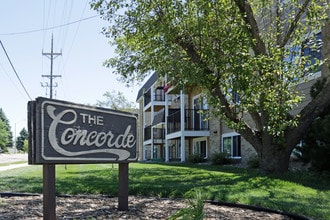 The Concorde Apartments in Sioux Falls, SD - Foto de edificio - Building Photo