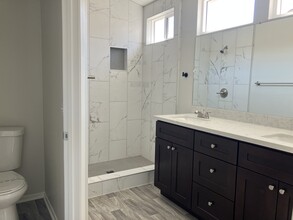 44657 Arbor Ln in Temecula, CA - Foto de edificio - Building Photo