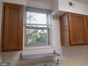 1433 A St NE in Washington, DC - Building Photo - Building Photo