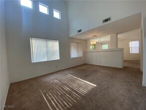 1317 Woodmore Dr in Las Vegas, NV - Building Photo - Building Photo