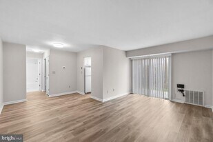 3614 Court House Dr in Ellicott City, MD - Building Photo