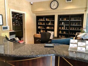 950 25th St NW, Unit N717 in Washington, DC - Foto de edificio - Building Photo