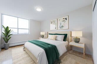 2775 Jane Street in Toronto, ON - Building Photo - Building Photo