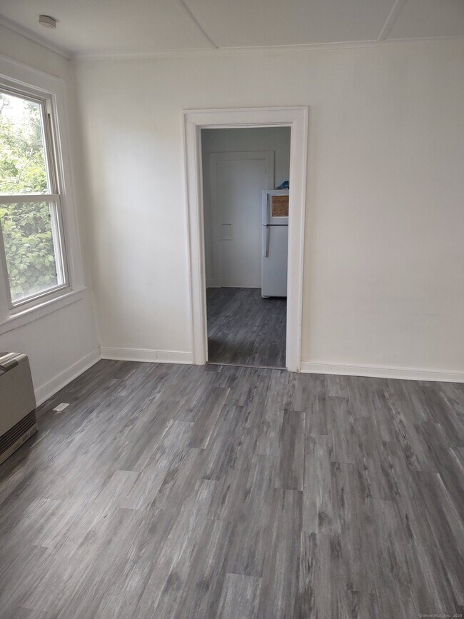 164 A Main St in Deep River, CT - Building Photo - Building Photo