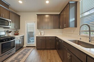 937 Posey St in Galt, CA - Building Photo - Building Photo